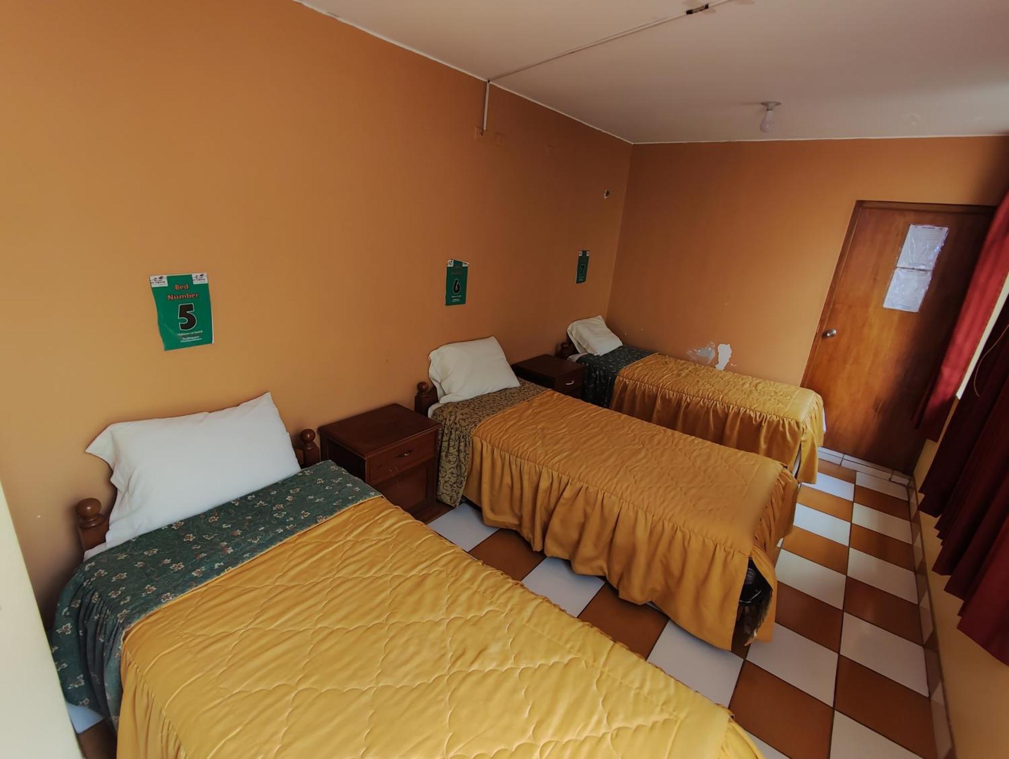 Sunrise Guest House Huaraz  Δωμάτιο φωτογραφία